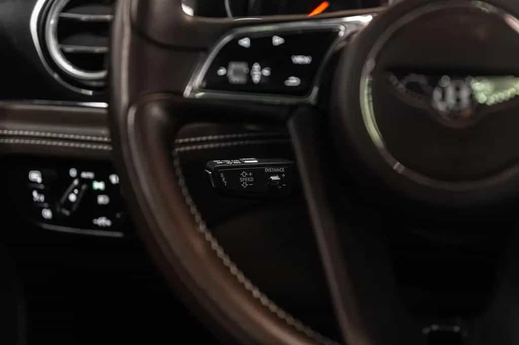 Bentley Bentayga 6.0 W12 *4-zone *Klimasitze *Panorama 06/2016-photo-13