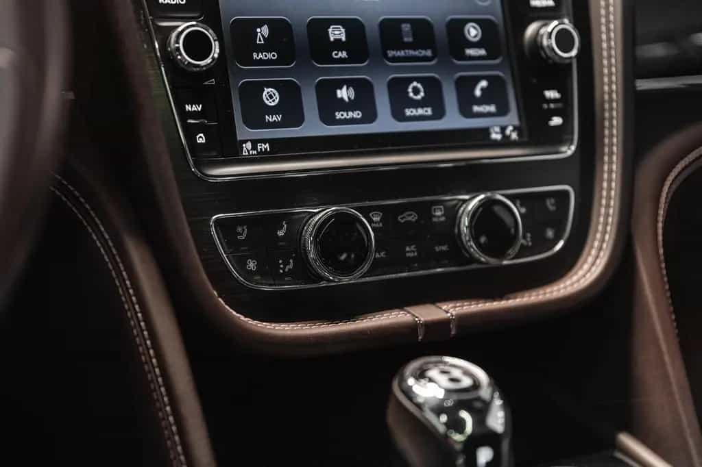 Bentley Bentayga 6.0 W12 *4-zone *Klimasitze *Panorama 06/2016-photo-15