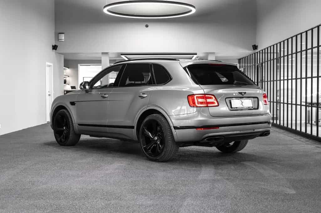 Bentley Bentayga 6.0 W12 *4-zone *Klimasitze *Panorama 06/2016-photo-3