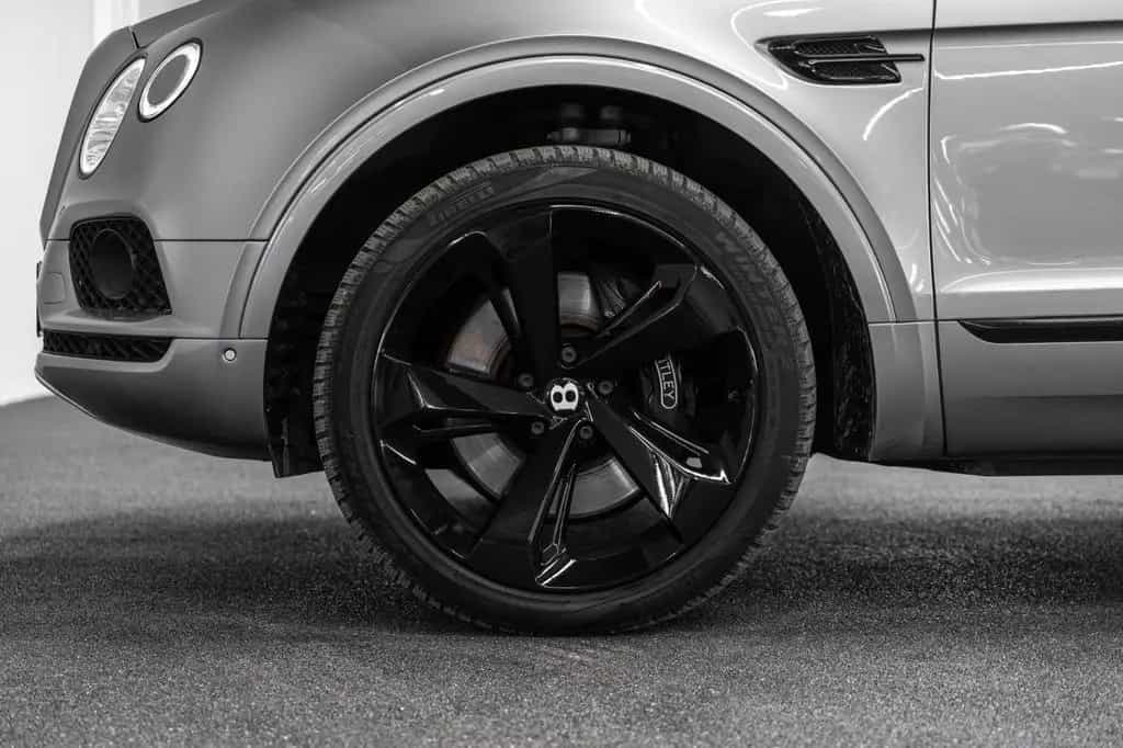 Bentley Bentayga 6.0 W12 *4-zone *Klimasitze *Panorama 06/2016-photo-5