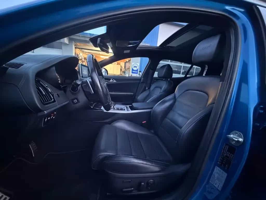 Kia Stinger GT 4WD LED/Service&TüV Neu/Pano 08/2018-photo-11