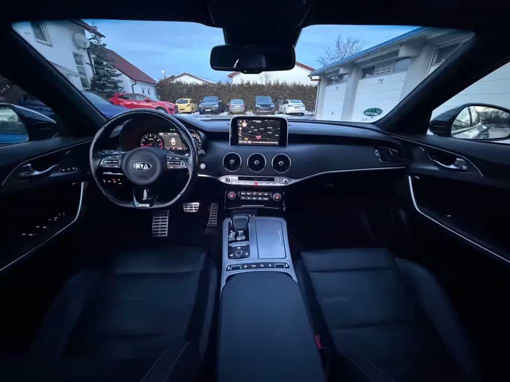 Kia Stinger GT 4WD LED/Service&TüV Neu/Pano 08/2018-photo-15