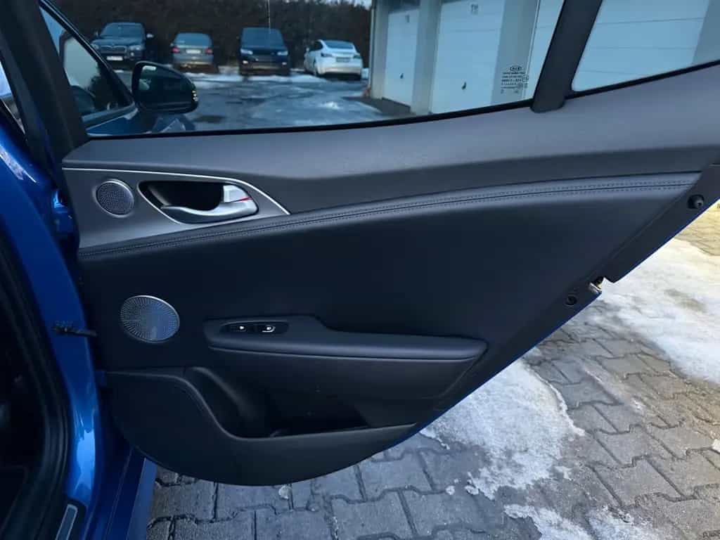 Kia Stinger GT 4WD LED/Service&TüV Neu/Pano 08/2018-photo-26