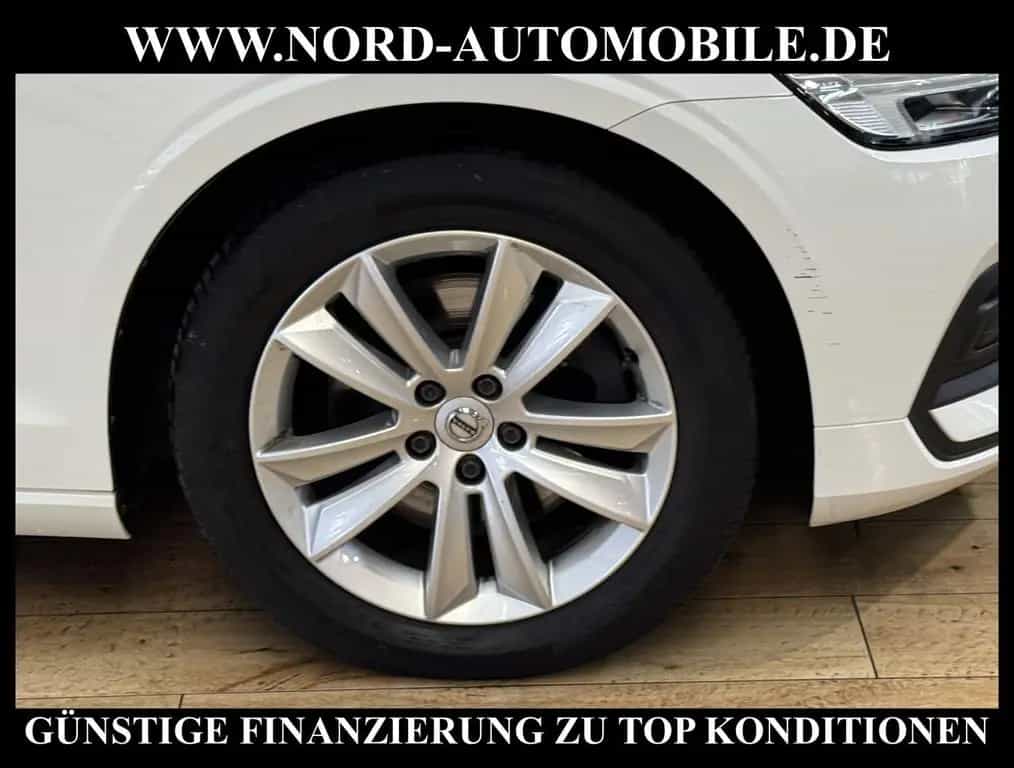 Volvo V60 Kombi B3 B Momentum *LED*Navi*Kamera*SHZ*17Z 10/2021-photo-10