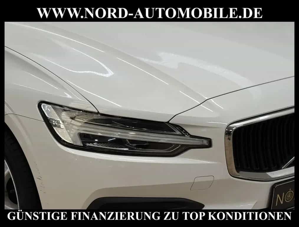 Volvo V60 Kombi B3 B Momentum *LED*Navi*Kamera*SHZ*17Z 10/2021-photo-11