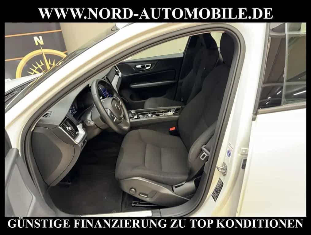 Volvo V60 Kombi B3 B Momentum *LED*Navi*Kamera*SHZ*17Z 10/2021-photo-13
