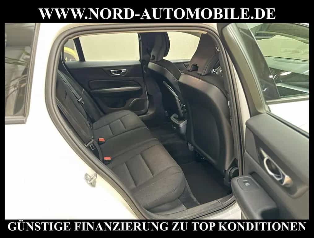 Volvo V60 Kombi B3 B Momentum *LED*Navi*Kamera*SHZ*17Z 10/2021-photo-15