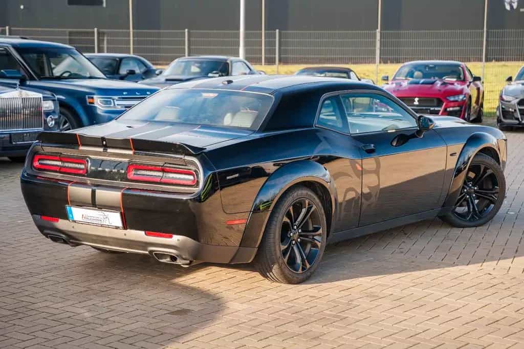 Dodge Challenger 5,7 Hemi WIDEBODY TOP 02/2020-photo-12