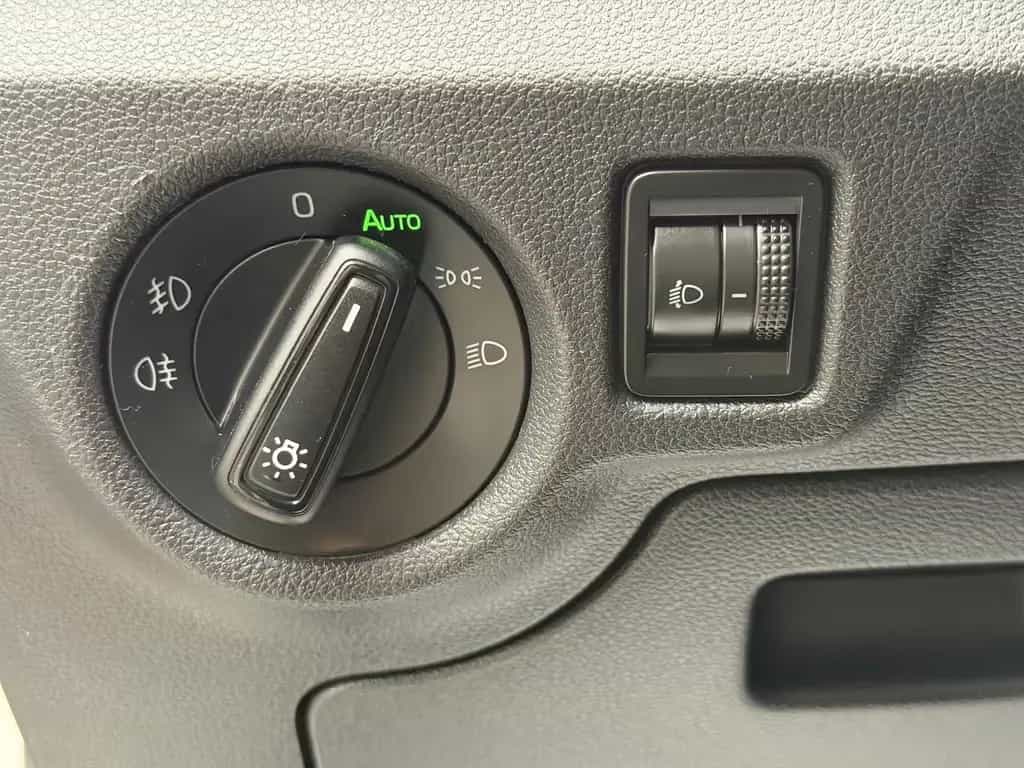 Skoda Scala Active Automatik *1.Hand* 10/2020-photo-12