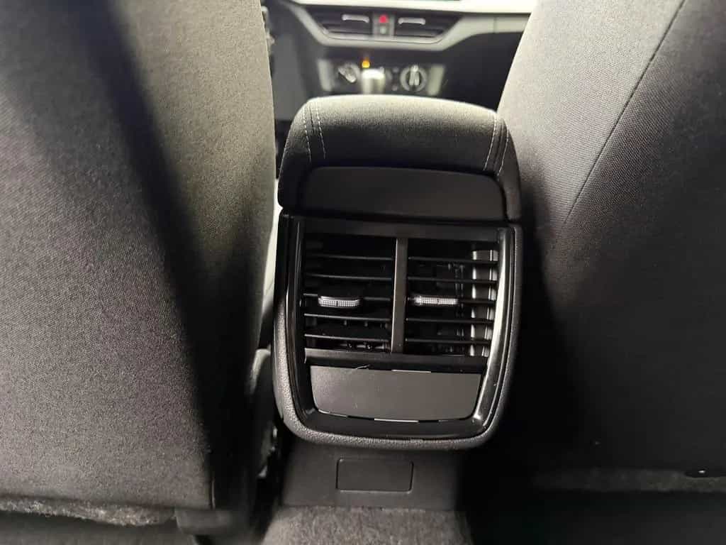 Skoda Scala Active Automatik *1.Hand* 10/2020-photo-27