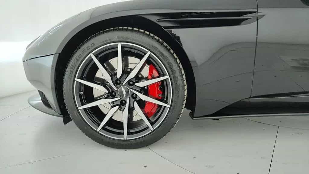 Aston Martin V8 Vantage ASTON MARTIN DB11 Coupe 4.0 V8 auto 06/2022-photo-10