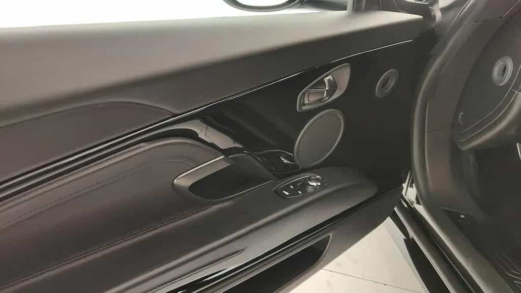 Aston Martin V8 Vantage ASTON MARTIN DB11 Coupe 4.0 V8 auto 06/2022-photo-11