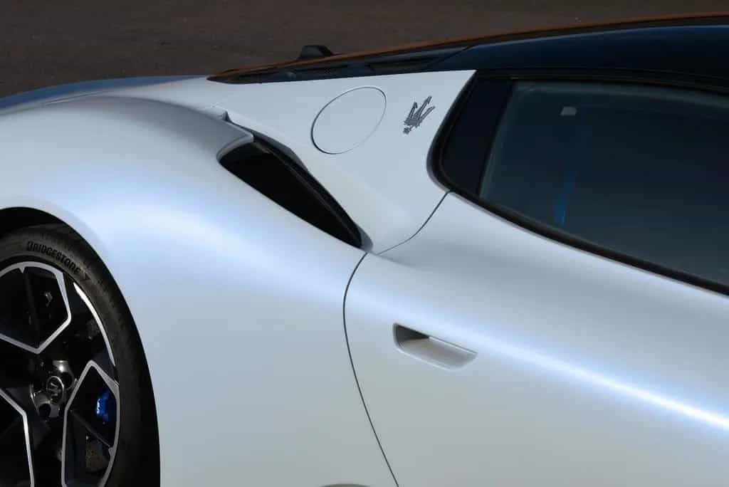 Maserati MC20 V6 - Carbon, Keramic, Liftsystem, Voll 01/2022-photo-26