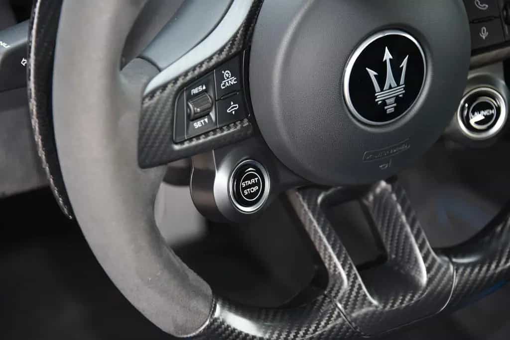 Maserati MC20 V6 - Carbon, Keramic, Liftsystem, Voll 01/2022-photo-41