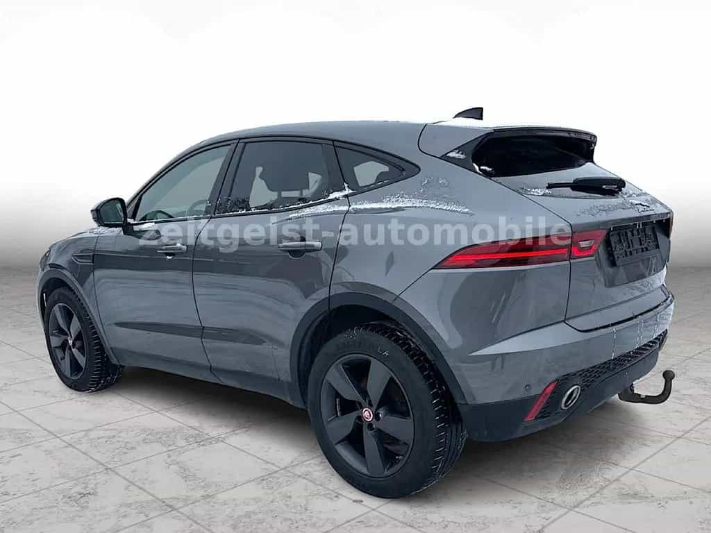 Jaguar E-Pace D150 4WD*1.HAND*TÜV&SERVICE NEU* 03/2019-photo-4