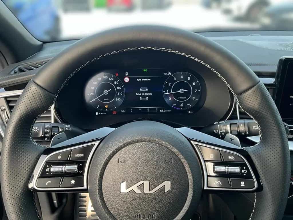 Kia XCeed GT-Line 1.6T DCT7 MY26 Glasdach ACC Memory 05/2026-photo-7