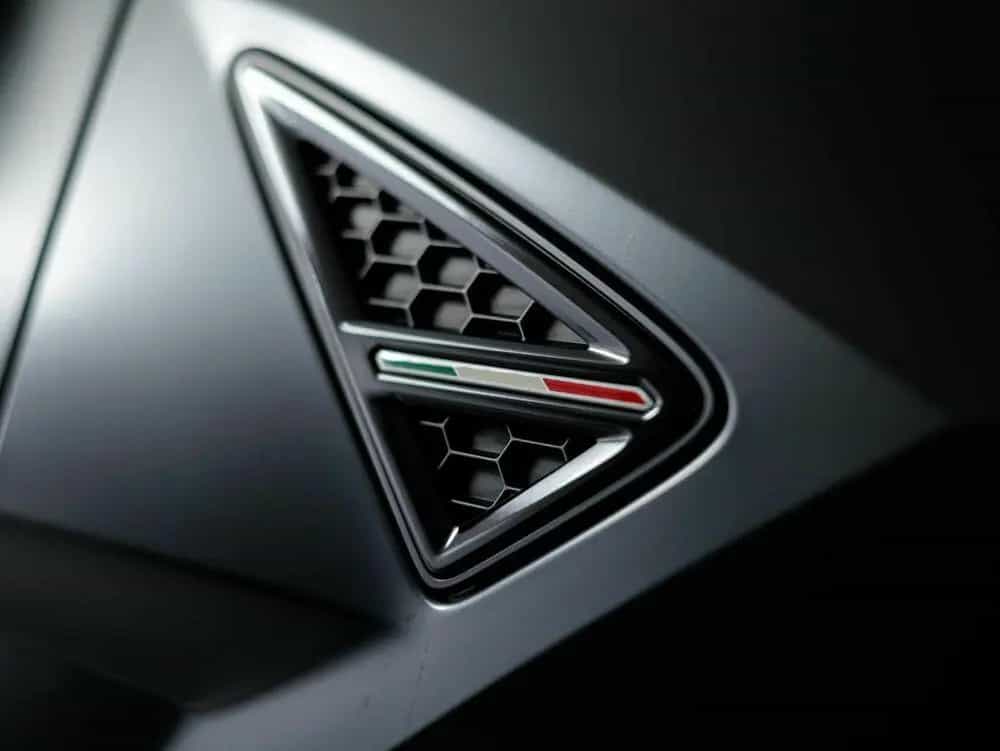 Lamborghini Urus 02/2019-photo-11