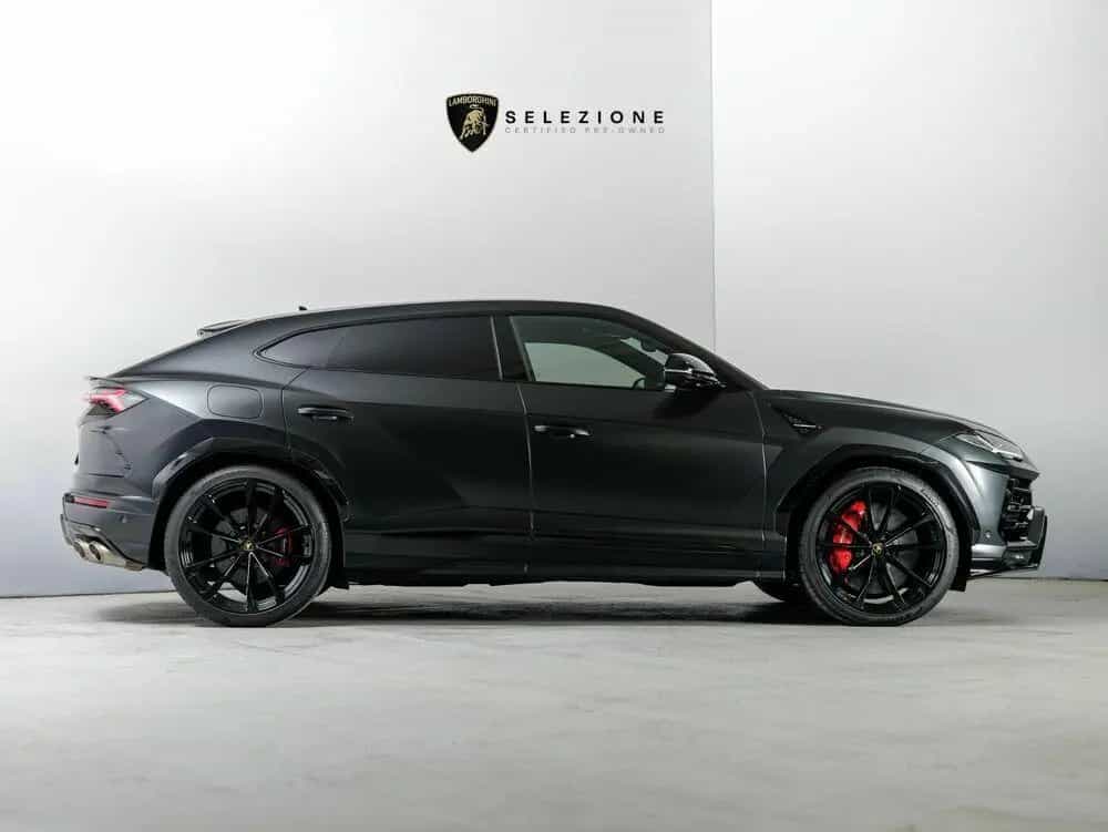 Lamborghini Urus 02/2019-photo-2