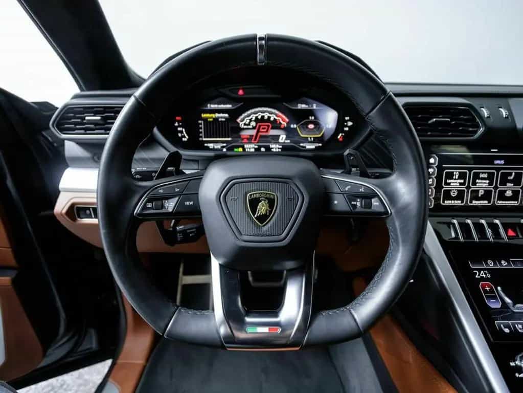 Lamborghini Urus 02/2019-photo-21