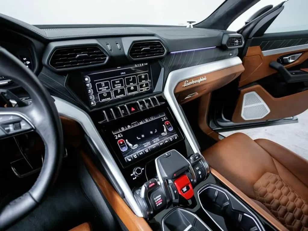 Lamborghini Urus 02/2019-photo-23