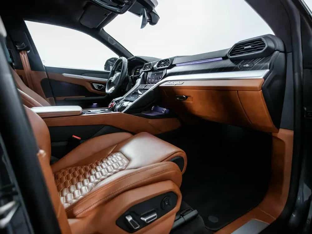Lamborghini Urus 02/2019-photo-24