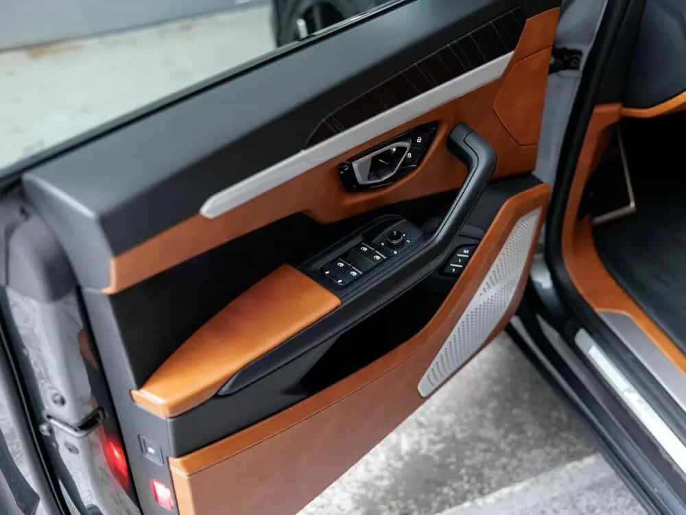 Lamborghini Urus 02/2019-photo-33