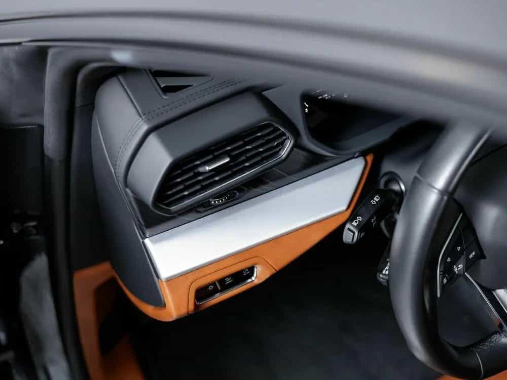 Lamborghini Urus 02/2019-photo-34