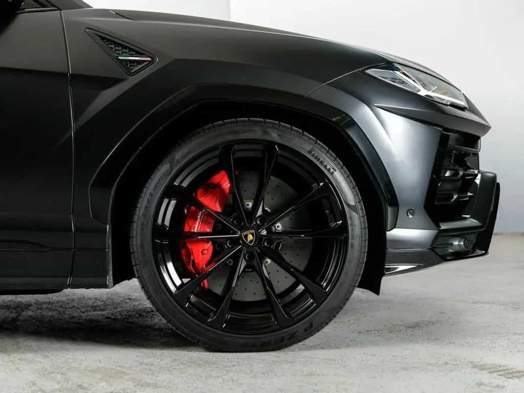 Lamborghini Urus 02/2019-photo-6