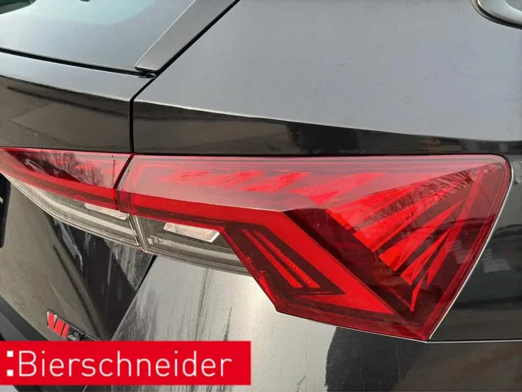 Skoda Octavia Combi 2.0 TSI DSG RS AHK LED KAMERA HEAD 09/2022-photo-36