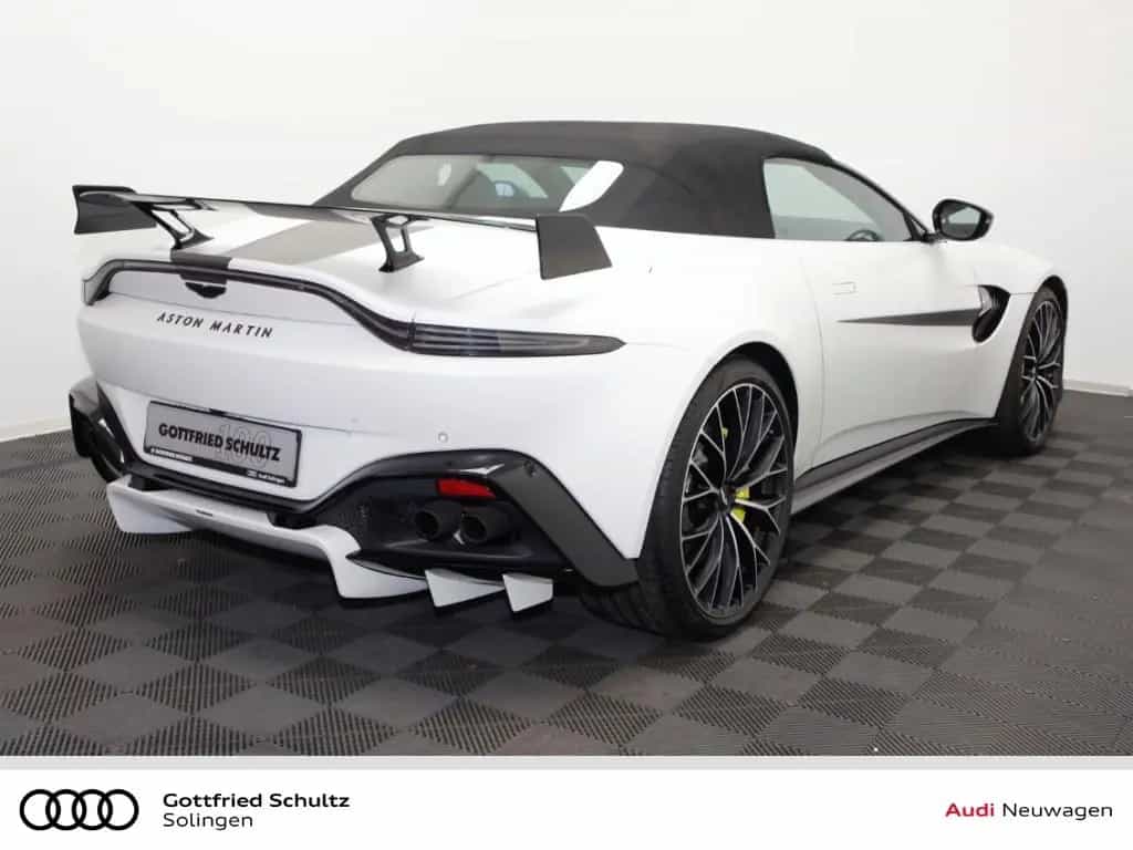 Aston Martin V8 Vantage F1 edition 07/2022-photo-17