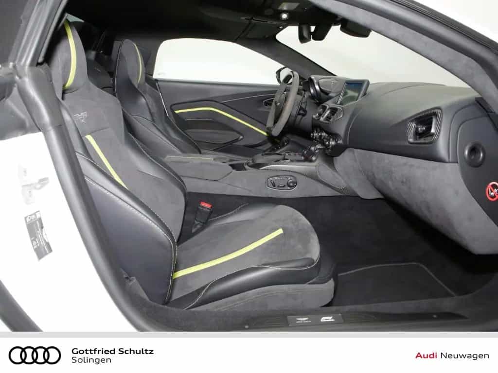Aston Martin V8 Vantage F1 edition 07/2022-photo-6