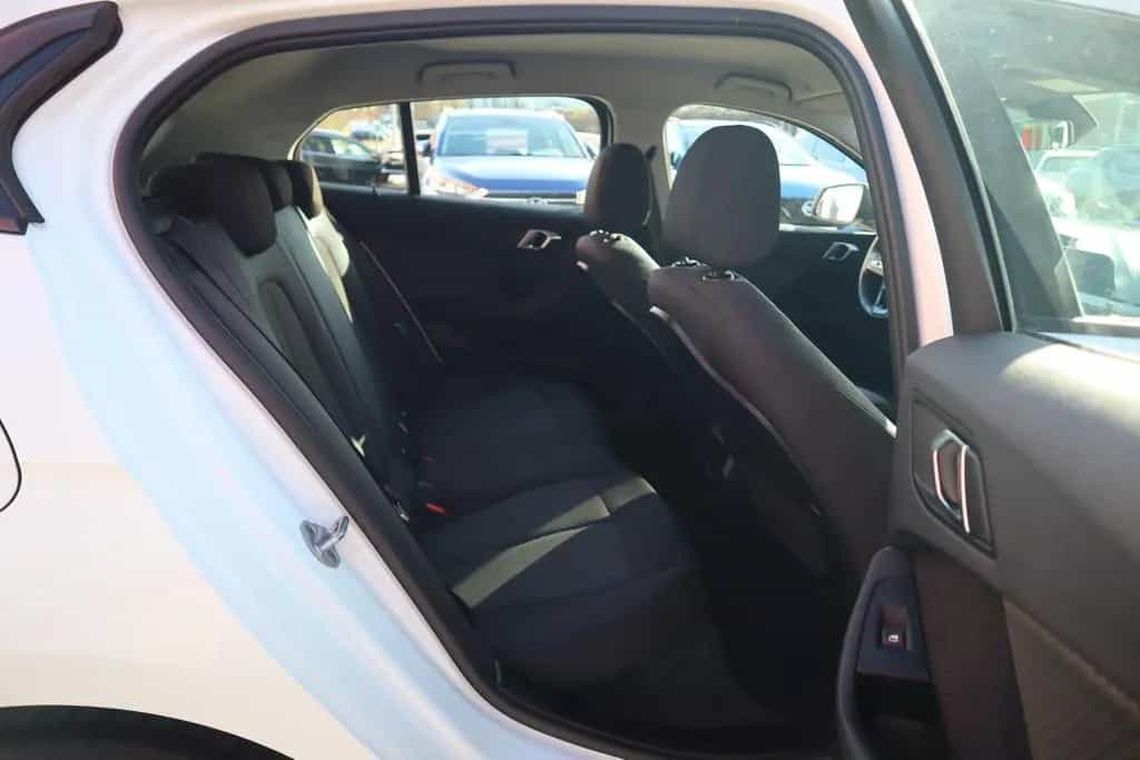 BMW 1 Series 118i Advantage Navi Sitzheizung DAB PDC Tempomat 12/2020-photo-26