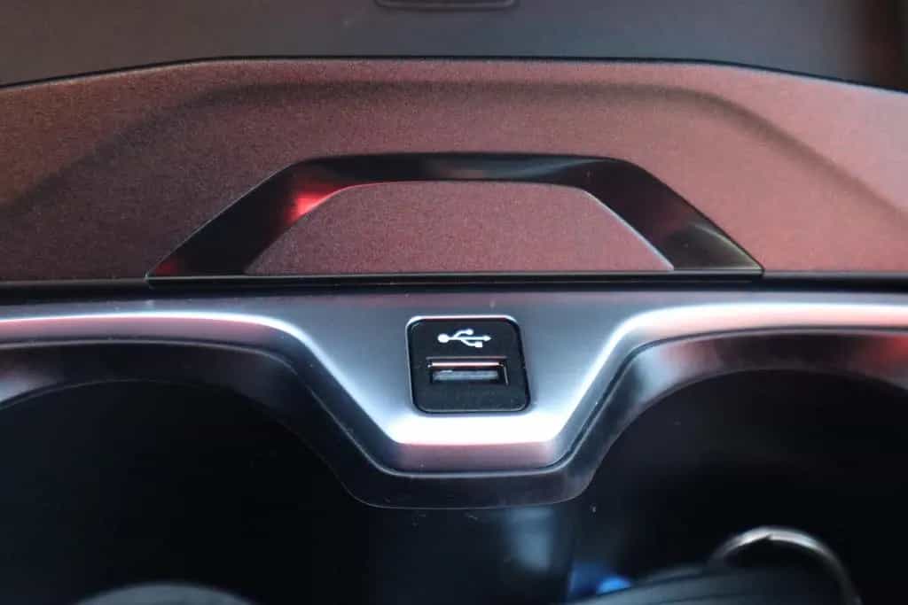 BMW 1 Series 118i Advantage Navi Sitzheizung DAB PDC Tempomat 12/2020-photo-28