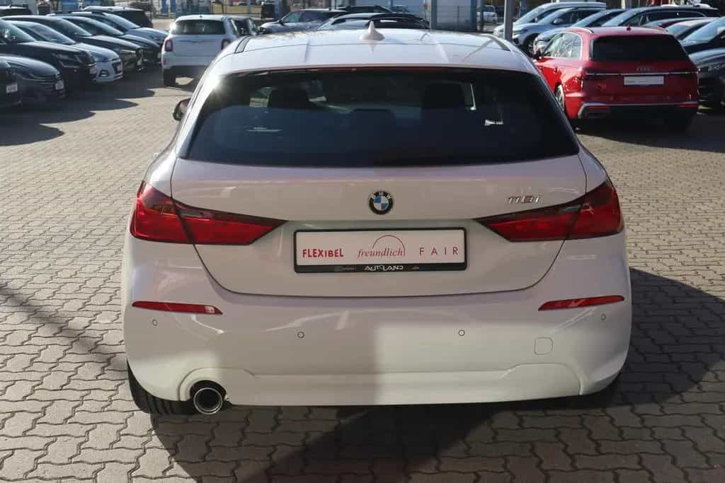 BMW 1 Series 118i Advantage Navi Sitzheizung DAB PDC Tempomat 12/2020-photo-5