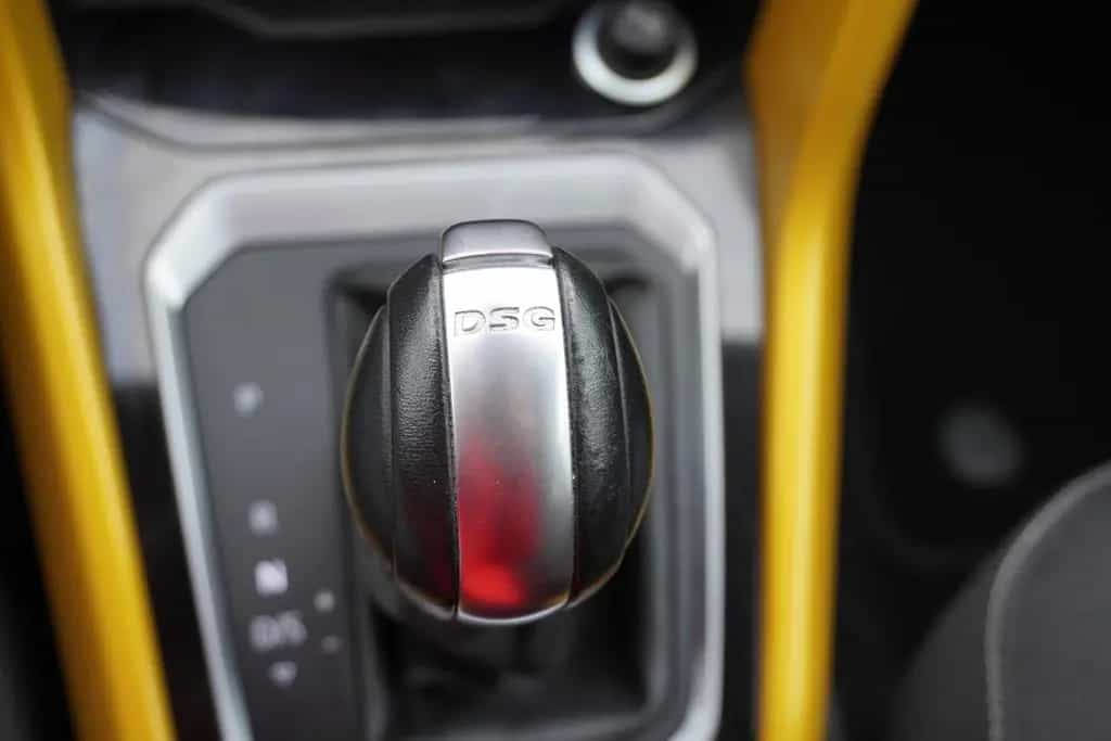 Volkswagen T-Roc 1.5 TSI  Style DSG LED Navi AHK Sitzheizun 03/2019-photo-22