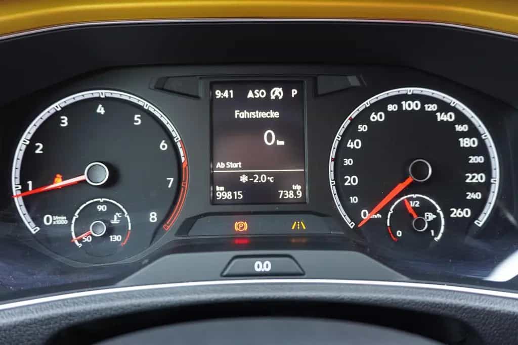 Volkswagen T-Roc 1.5 TSI  Style DSG LED Navi AHK Sitzheizun 03/2019-photo-25