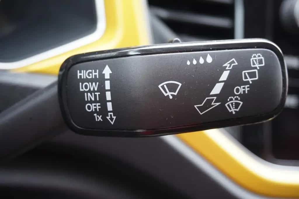 Volkswagen T-Roc 1.5 TSI  Style DSG LED Navi AHK Sitzheizun 03/2019-photo-28