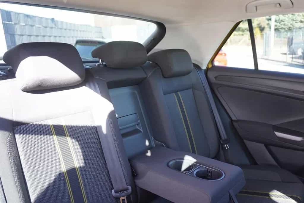 Volkswagen T-Roc 1.5 TSI  Style DSG LED Navi AHK Sitzheizun 03/2019-photo-36