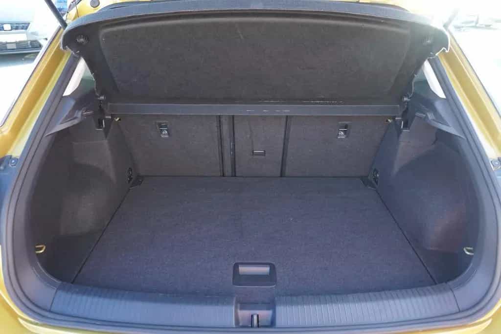Volkswagen T-Roc 1.5 TSI  Style DSG LED Navi AHK Sitzheizun 03/2019-photo-37