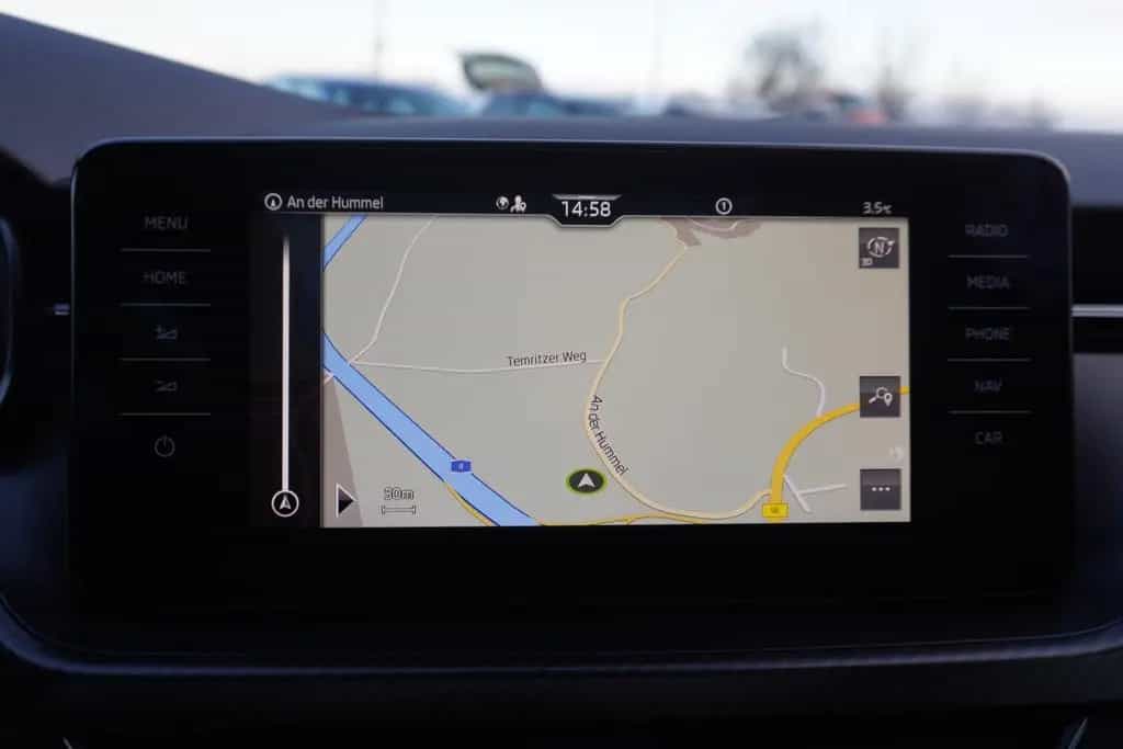 Skoda Kamiq 1.5 TSI Monte Carlo DSG LED Navi AHK PDC 07/2020-photo-12