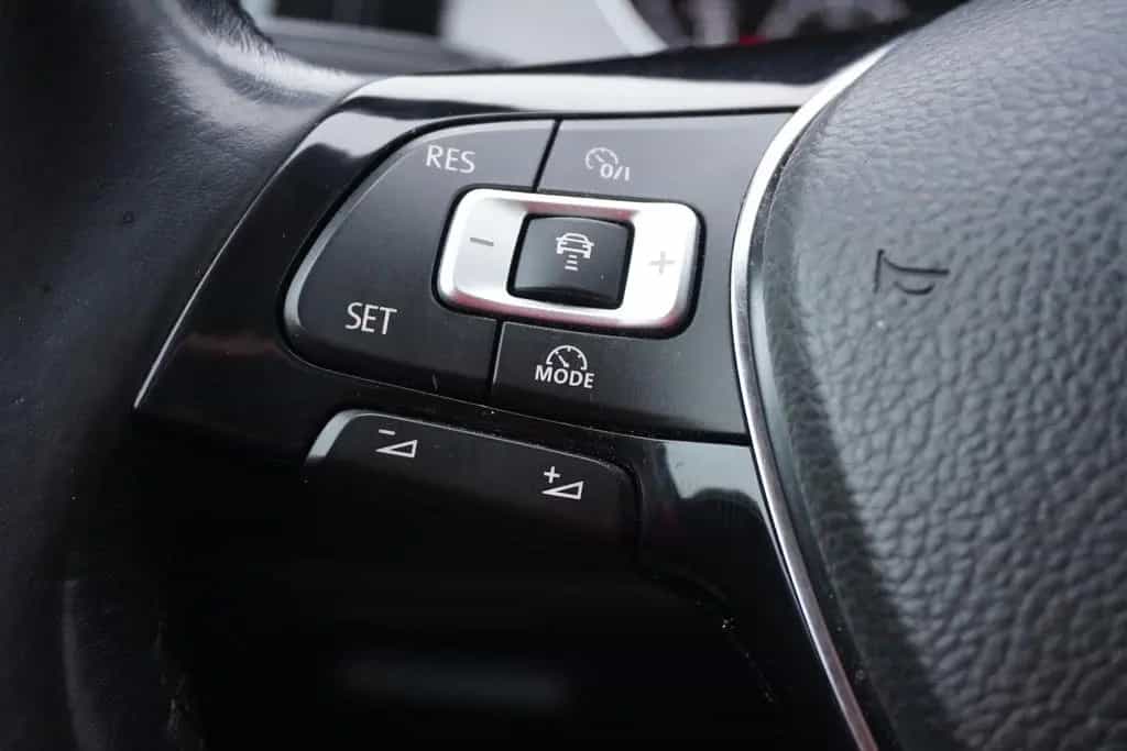 Volkswagen Golf VII Variant 1.0 TSI Sound Navi ACC PDC USB 01/2018-photo-23