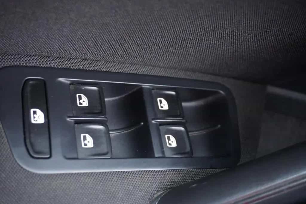 Volkswagen Golf VII Variant 1.0 TSI Sound Navi ACC PDC USB 01/2018-photo-28