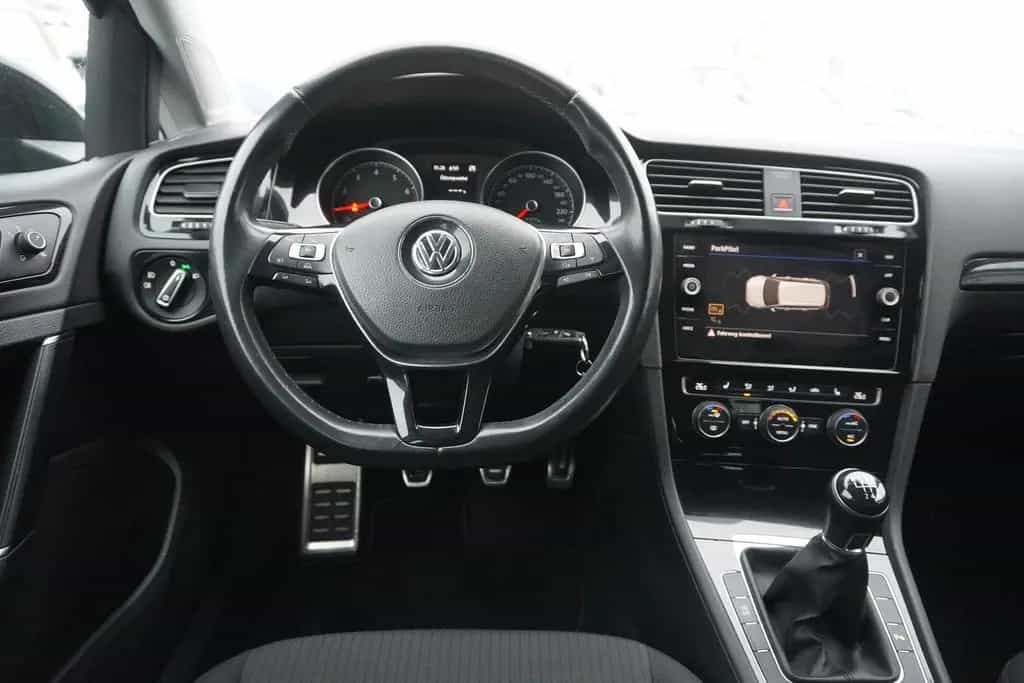 Volkswagen Golf VII Variant 1.0 TSI Sound Navi ACC PDC USB 01/2018-photo-9
