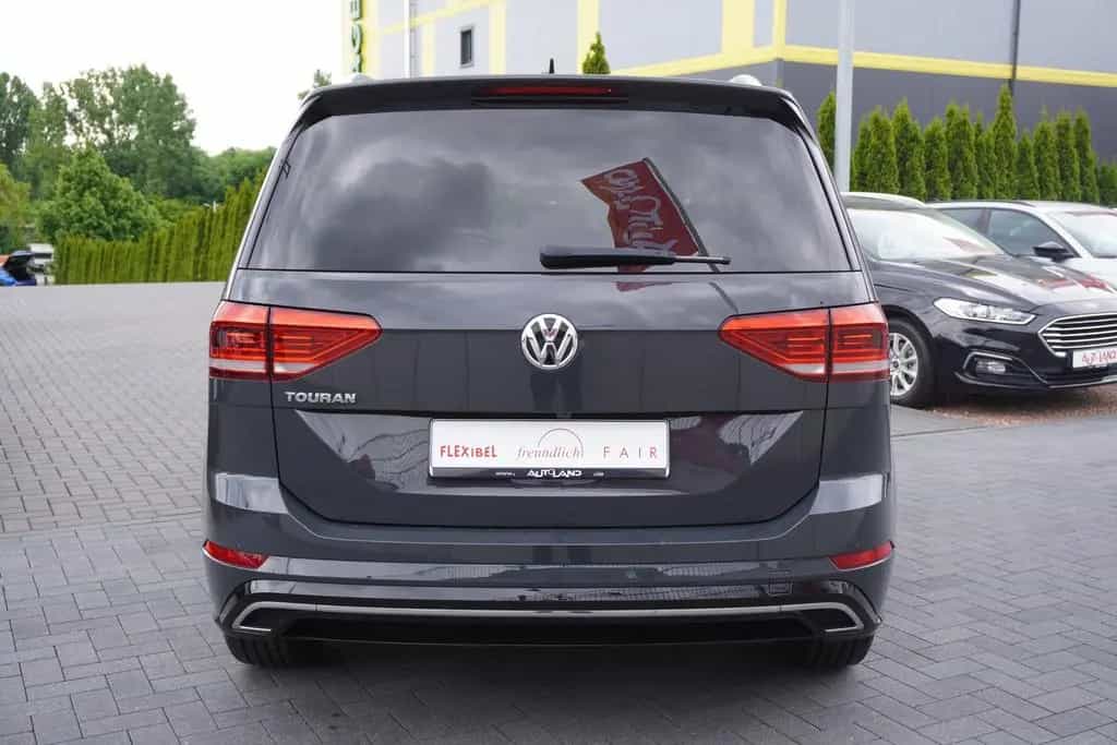 Volkswagen Touran 1.5 TSI DSG R-line LED Navi ACC Kamera 01/2019-photo-3