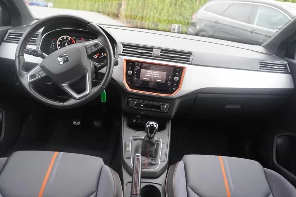 Seat Ibiza 1.0 TSI Style Beats Navi LED PDC FullLink 03/2019-photo-10