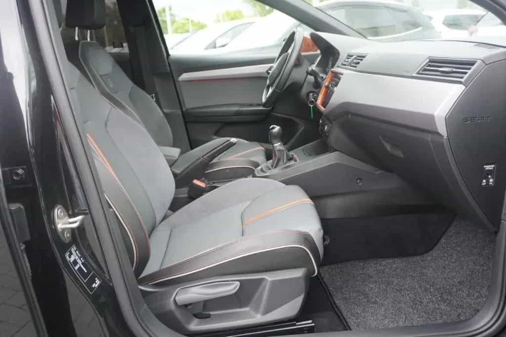 Seat Ibiza 1.0 TSI Style Beats Navi LED PDC FullLink 03/2019-photo-7