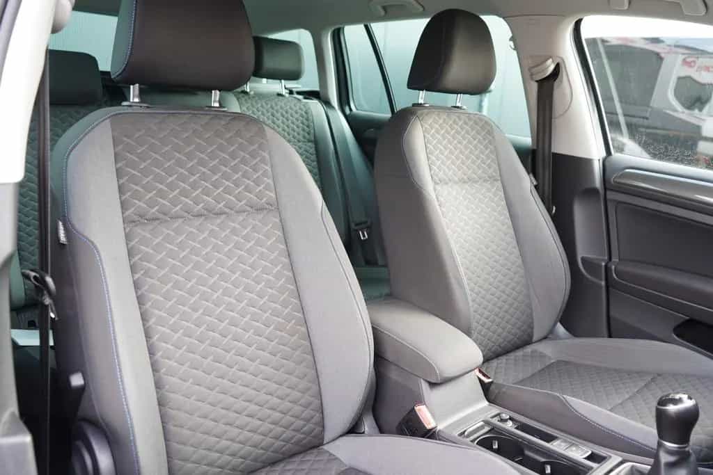 Volkswagen Golf VII 1.0 Join Navi AHK PDC DAB App-Connect 04/2018-photo-30