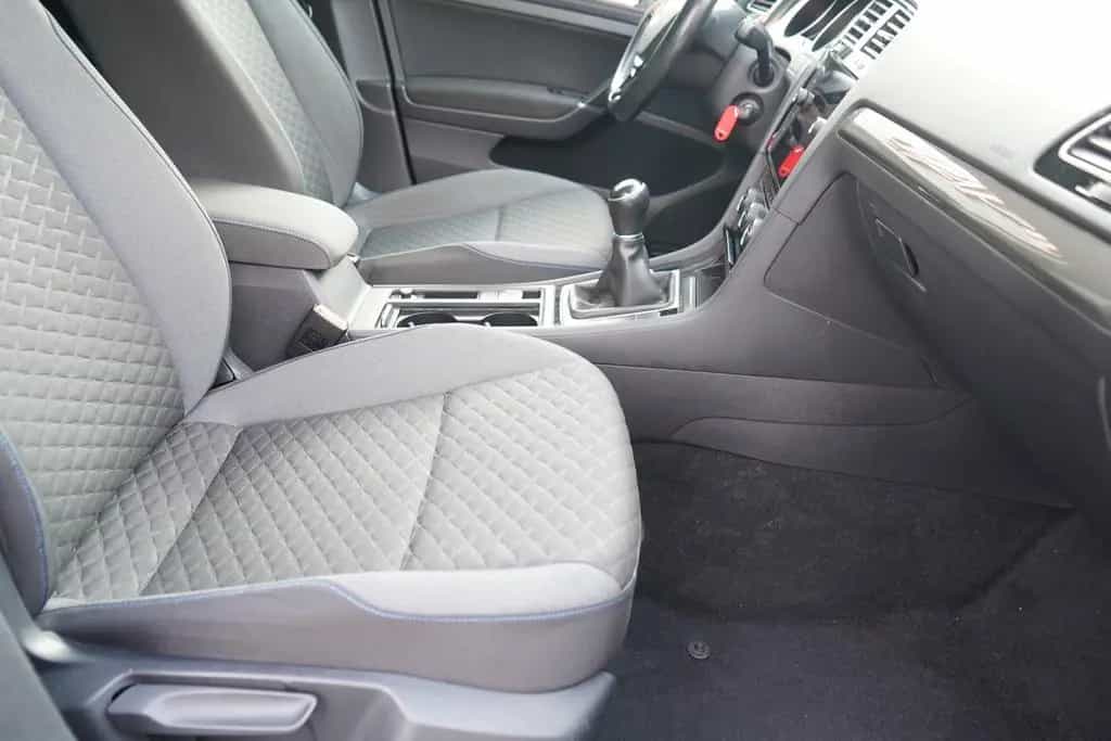 Volkswagen Golf VII 1.0 Join Navi AHK PDC DAB App-Connect 04/2018-photo-31