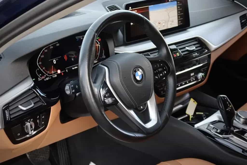 BMW 5 Series 520 d Touring #1HD#WINTERPACK#HUP#StHz#8xALU 05/2023-photo-10