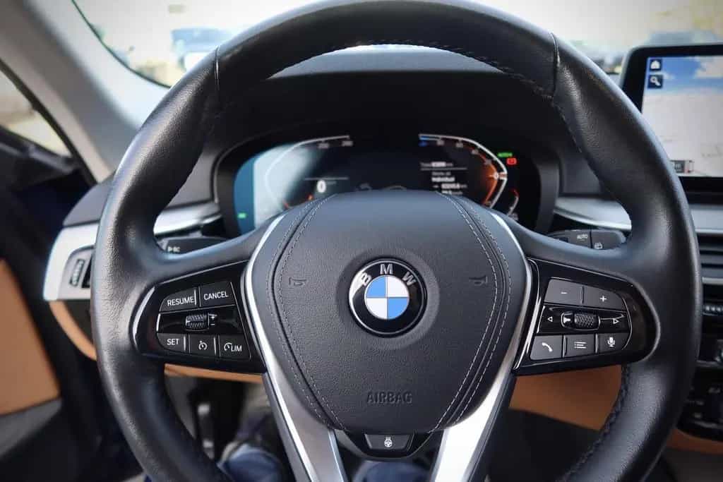 BMW 5 Series 520 d Touring #1HD#WINTERPACK#HUP#StHz#8xALU 05/2023-photo-16